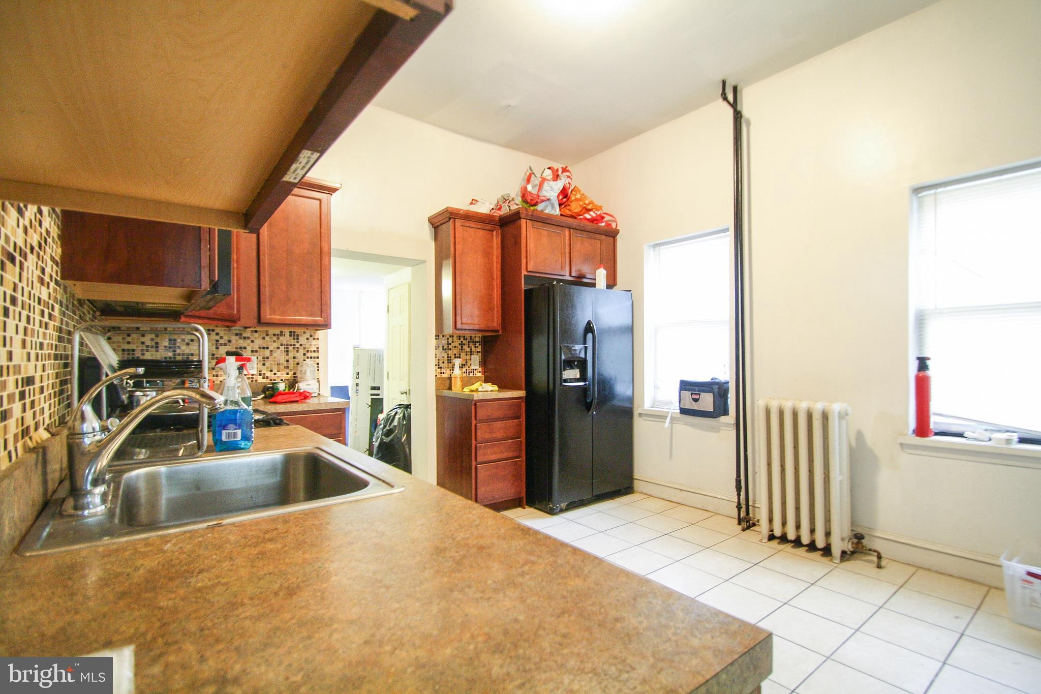 KENSINGTON - Residential