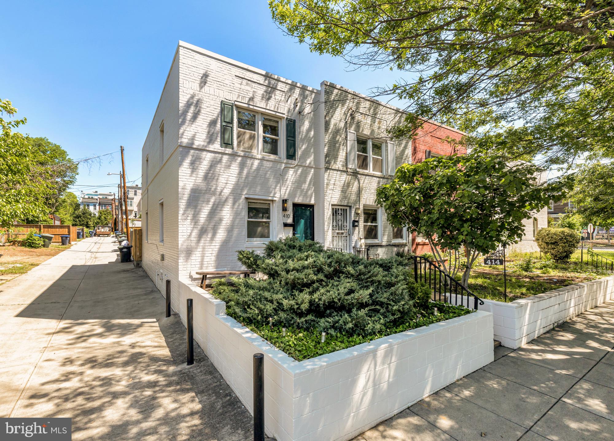 410 FRANKLIN STREET NE