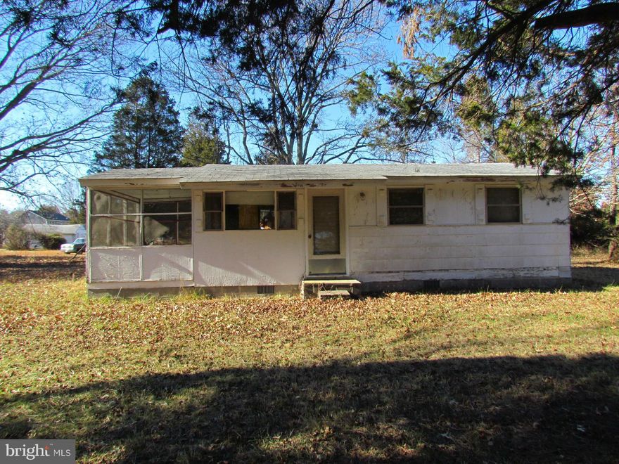 Sold "As Is" in the Longview neighborhood 3 bedroom 1 bath rambler. Value is in the land, tear down and build your dream home.