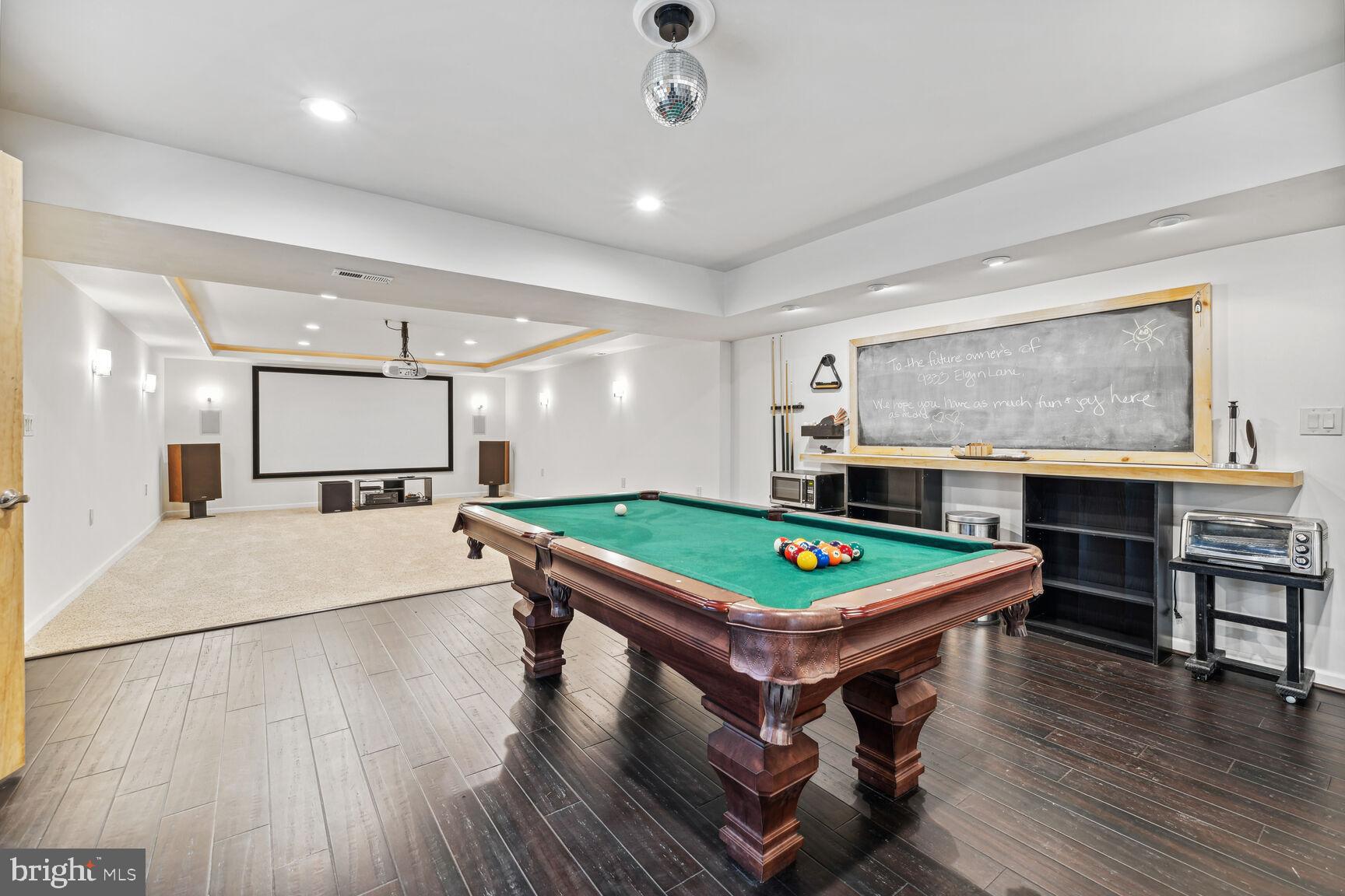 VILLAGES OF URBANA - Residential