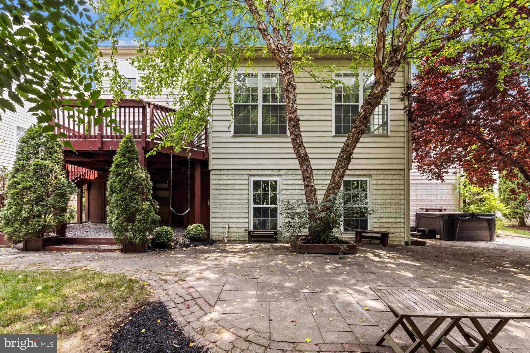 VILLAGES OF URBANA - Residential