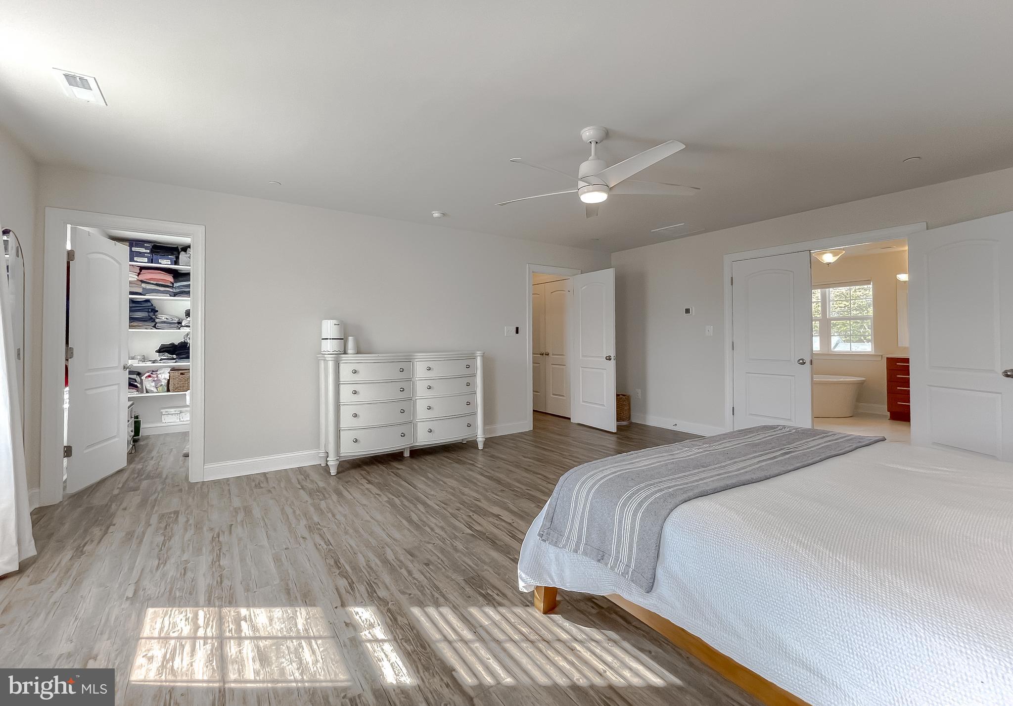 MEADOWS AT TOWN RUN - Residential