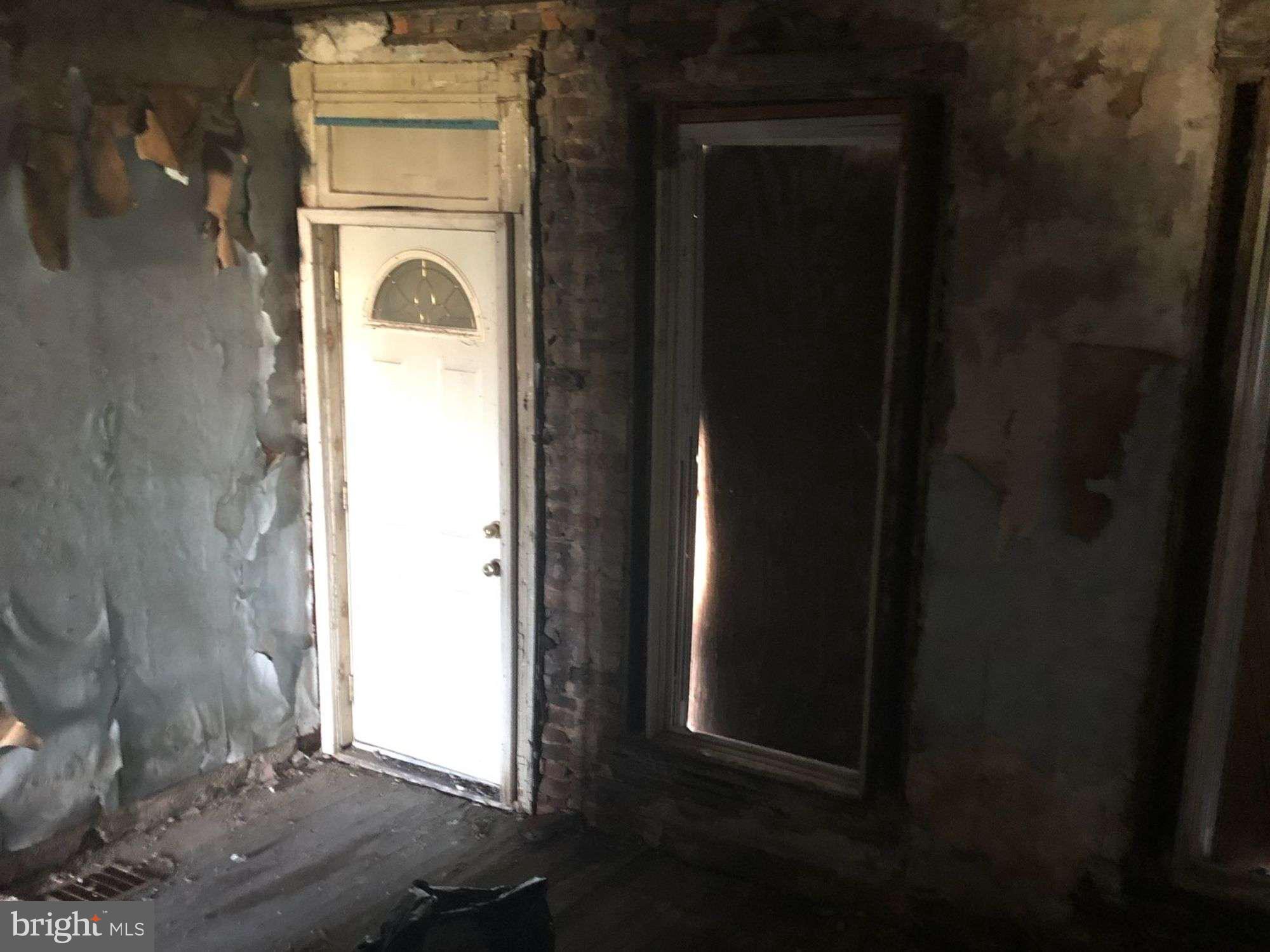 WESTPORT - Residential