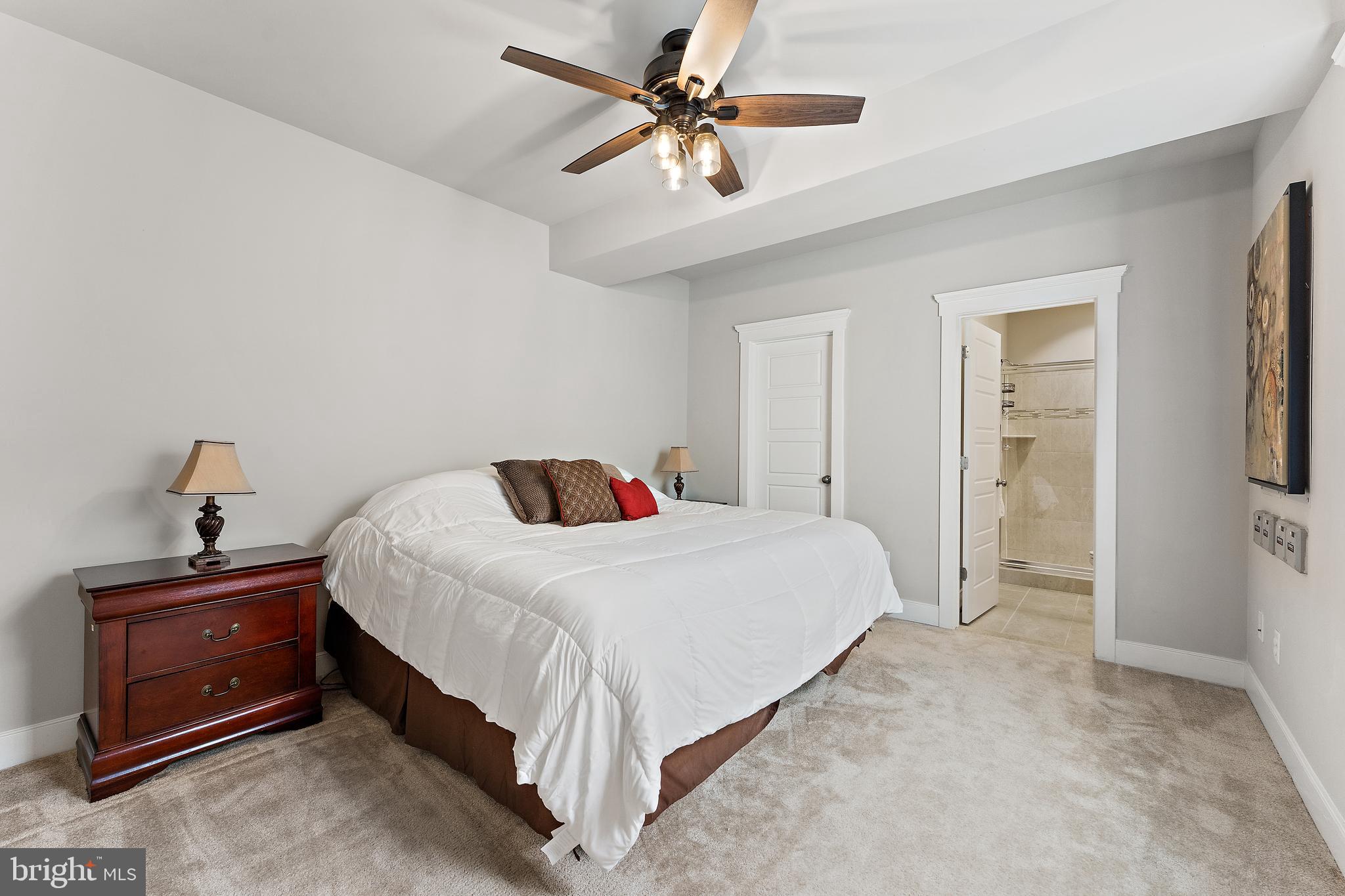 WATERFORD - Residential