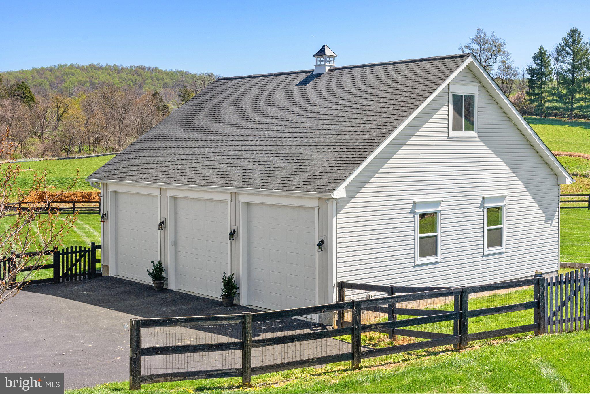 WATERFORD - Residential