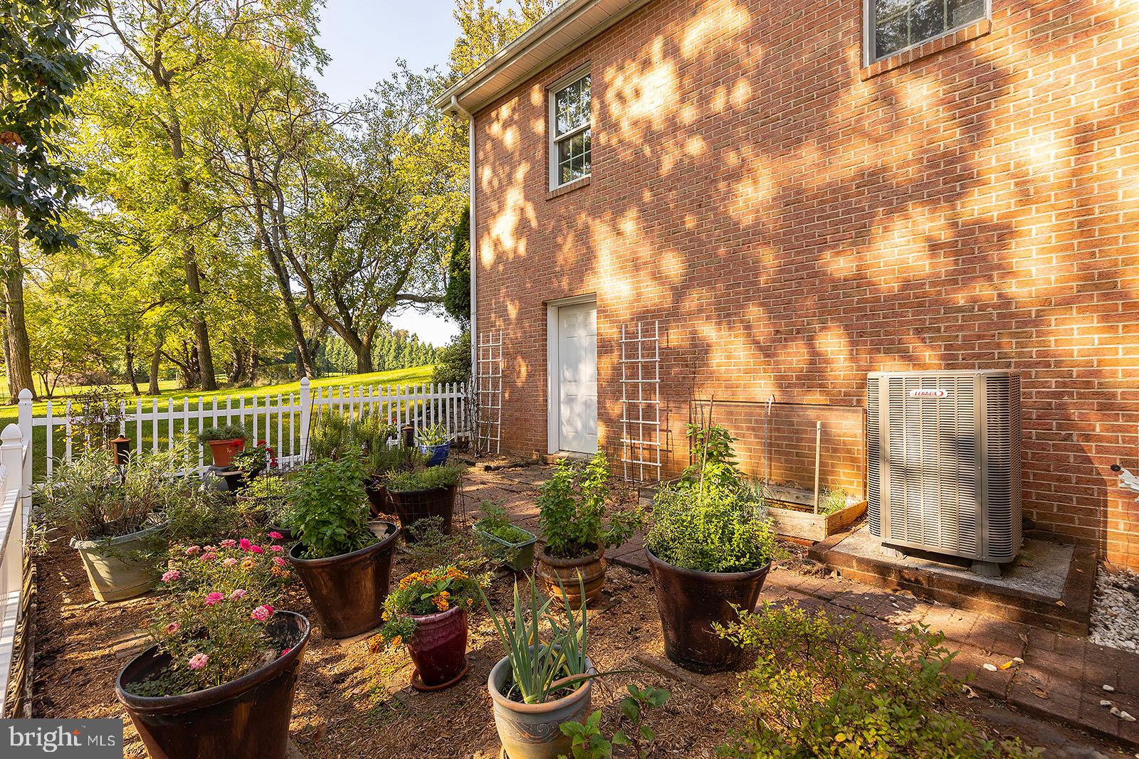 MILLPOINT - Residential