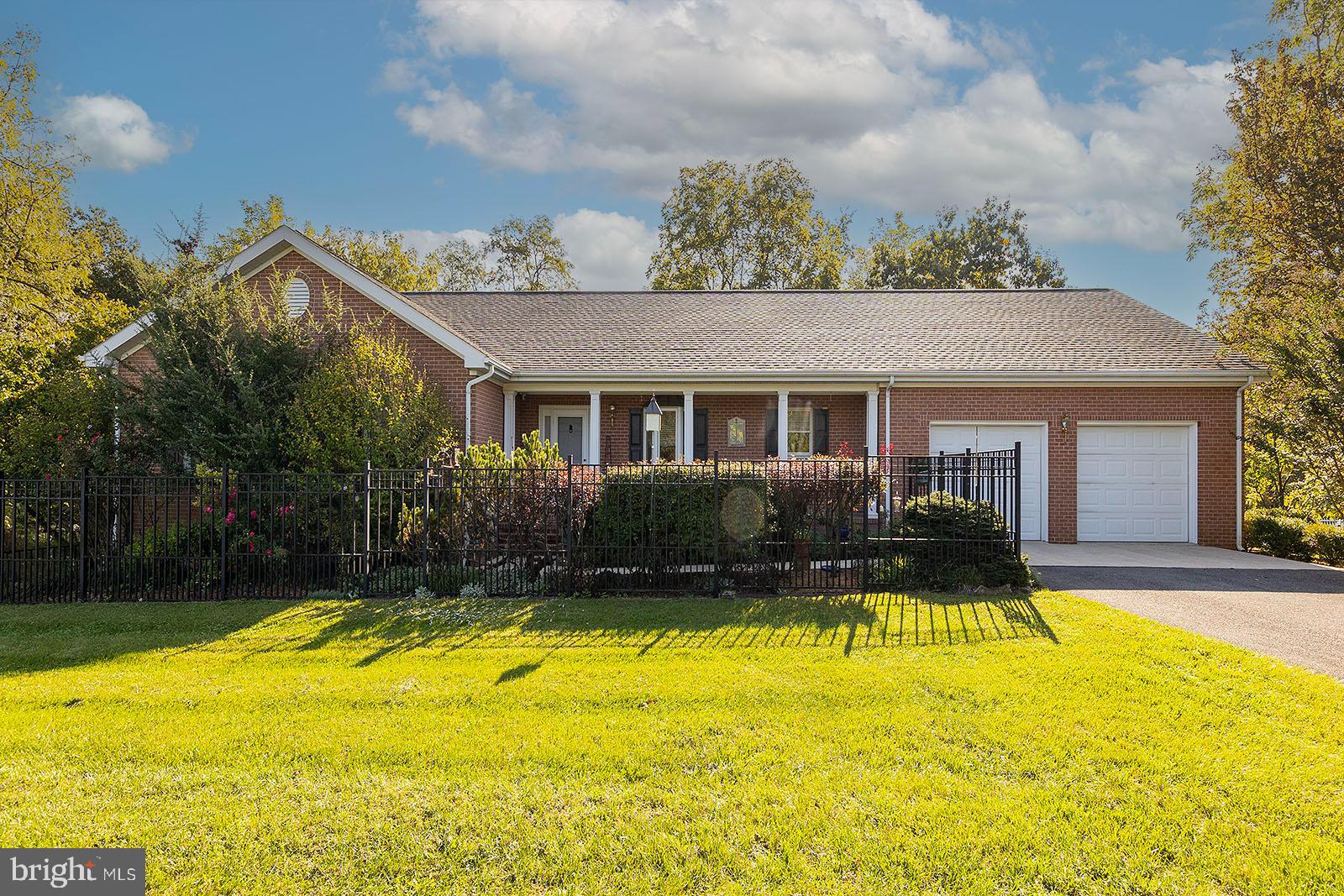 MILLPOINT - Residential