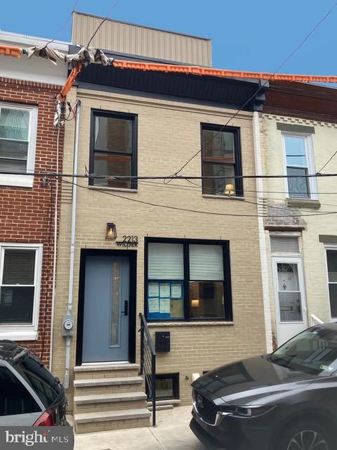 Townhouse For Sale - 2213 Wilder Street<br/> PHILADELPHIA, PA 19146