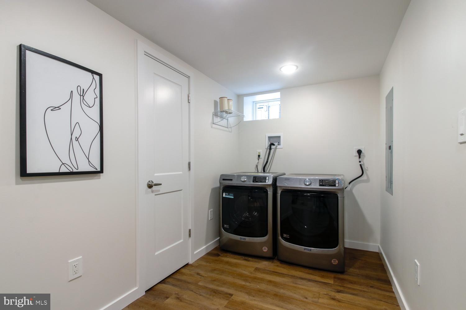 POINT BREEZE - Residential