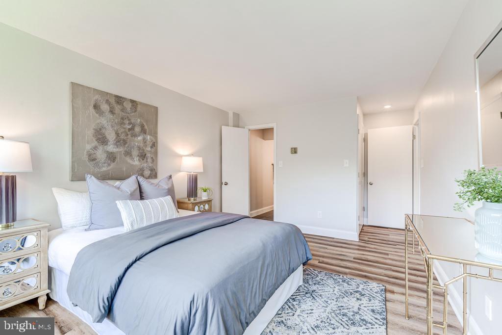 MADISON CONDOMINIUM - Residential