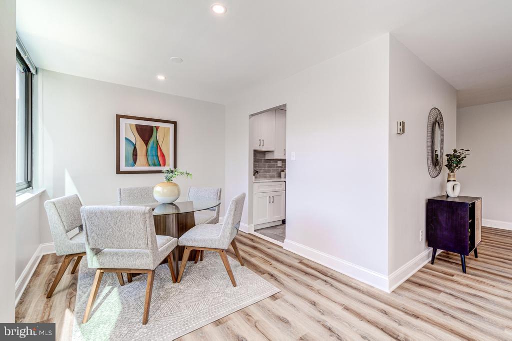 MADISON CONDOMINIUM - Residential