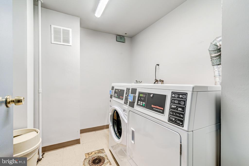 MADISON CONDOMINIUM - Residential