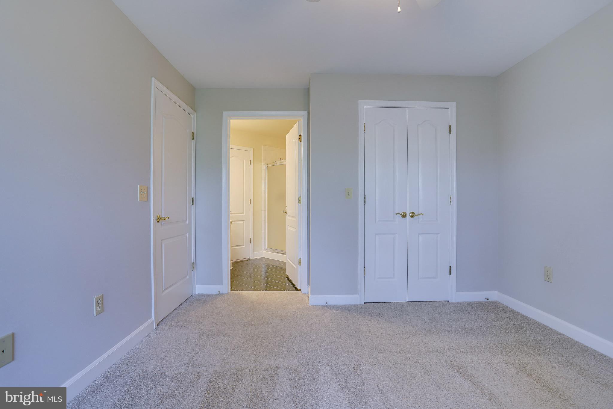 FALLS STATION - Residential Lease