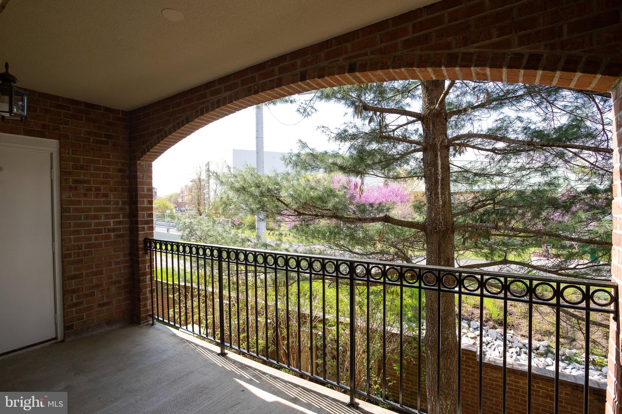 FALLS STATION - Residential Lease