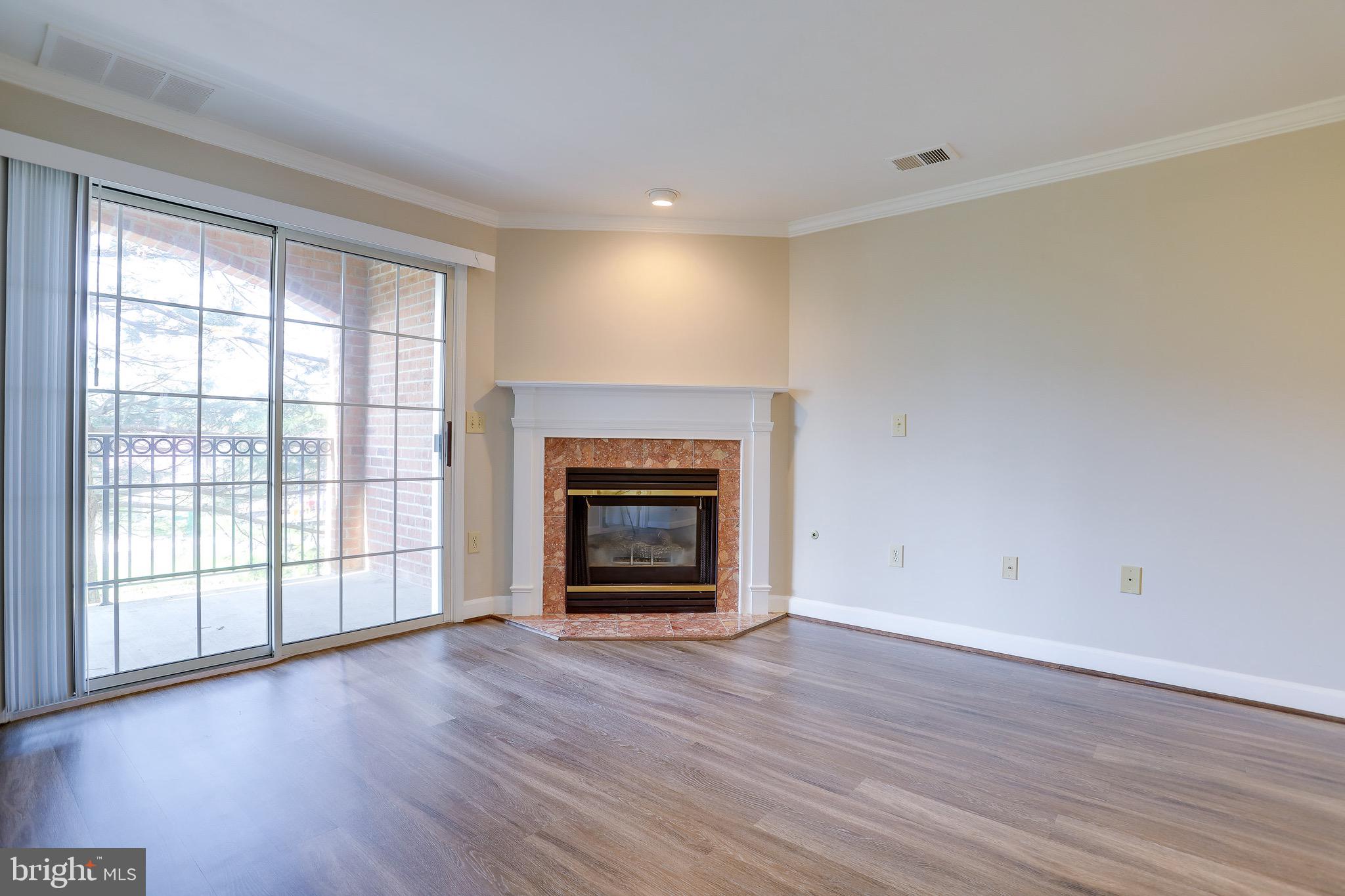 FALLS STATION - Residential Lease