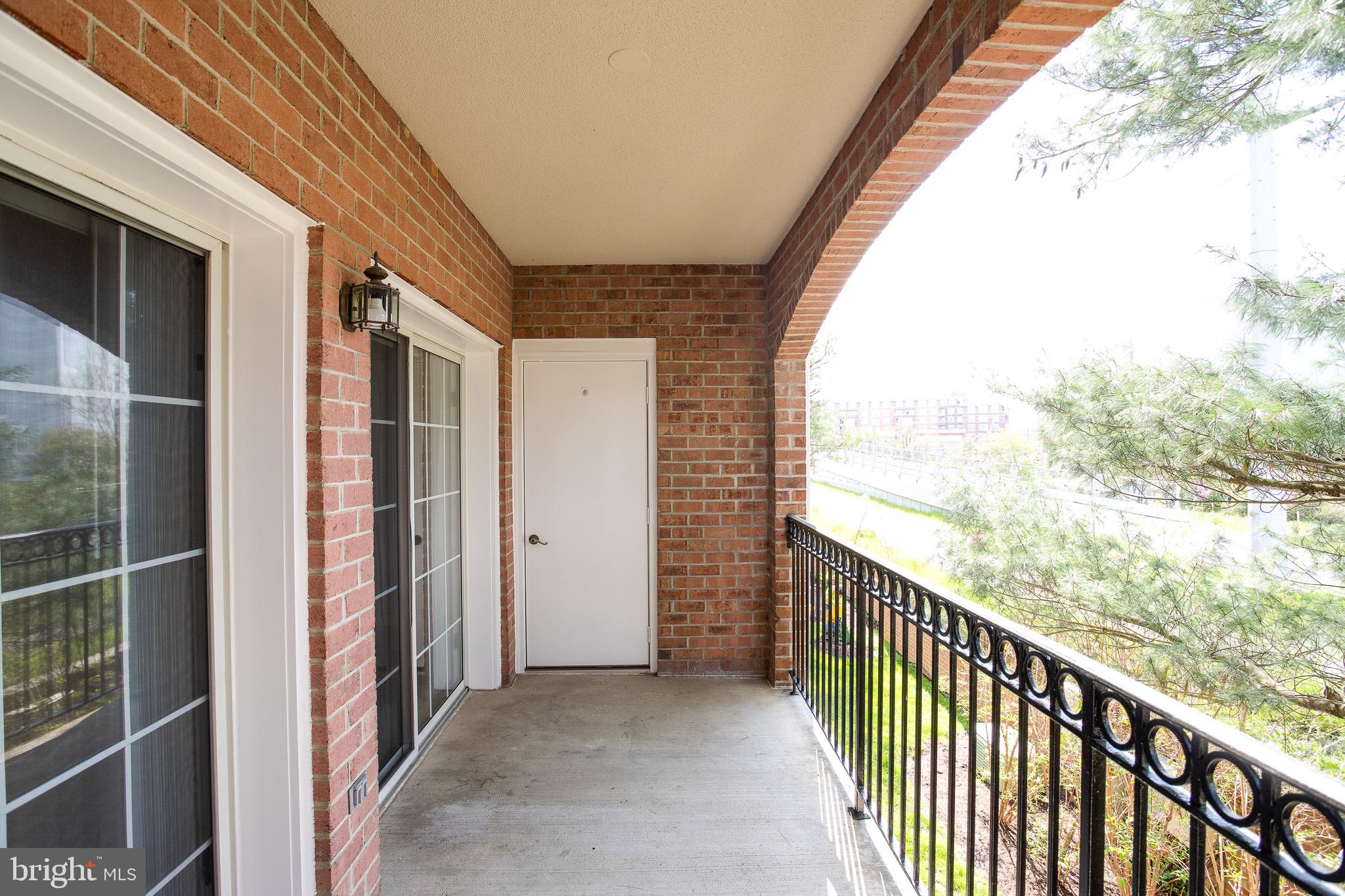 FALLS STATION - Residential Lease