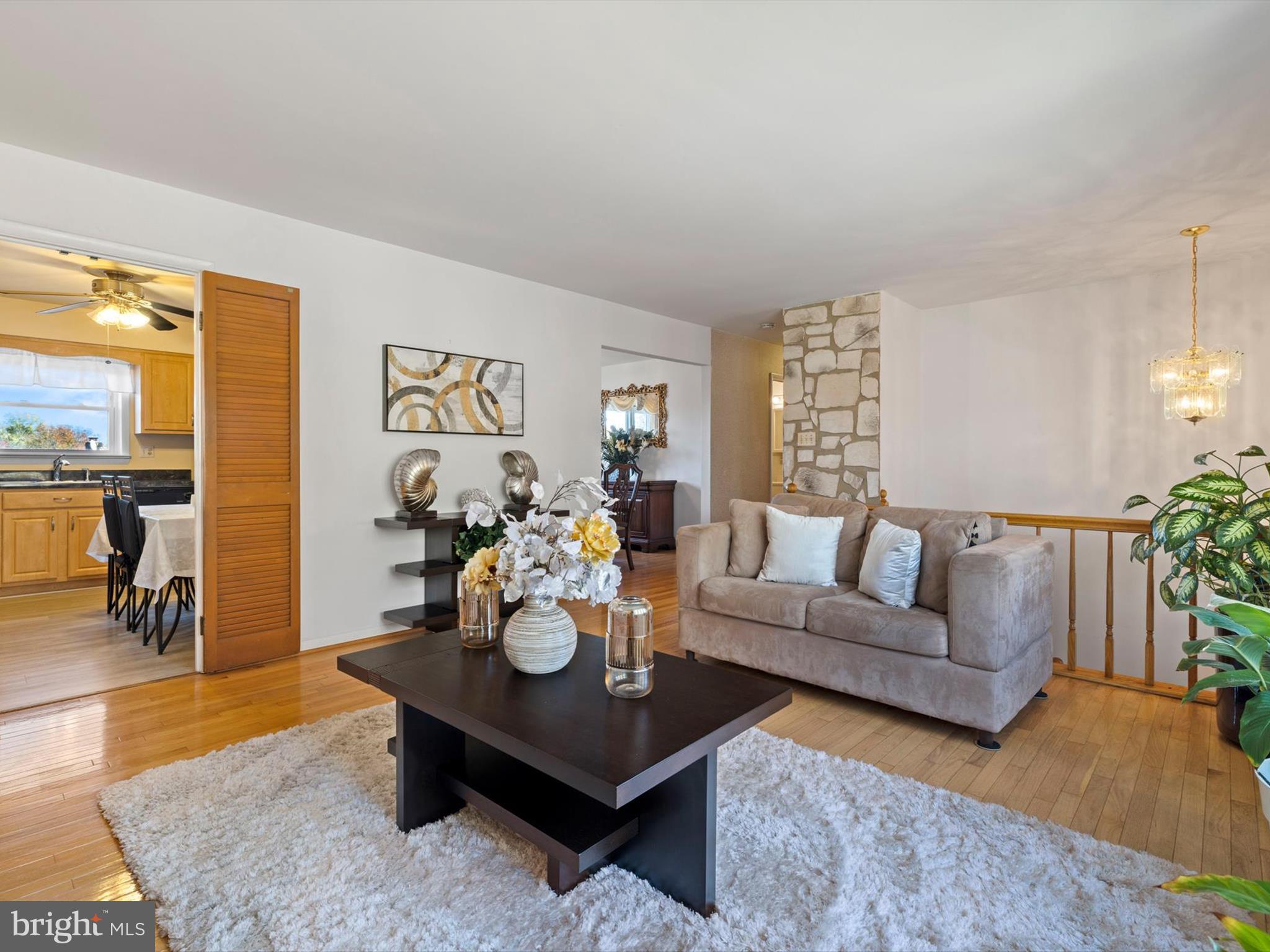 INDIAN QUEEN - Residential