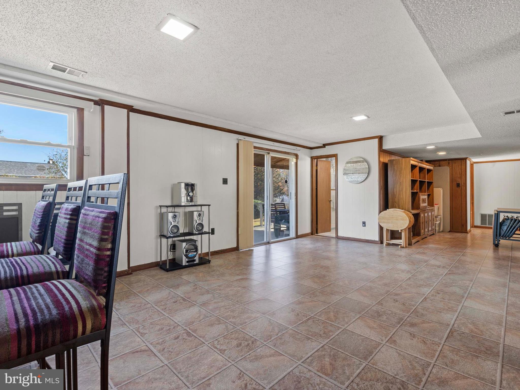 INDIAN QUEEN - Residential