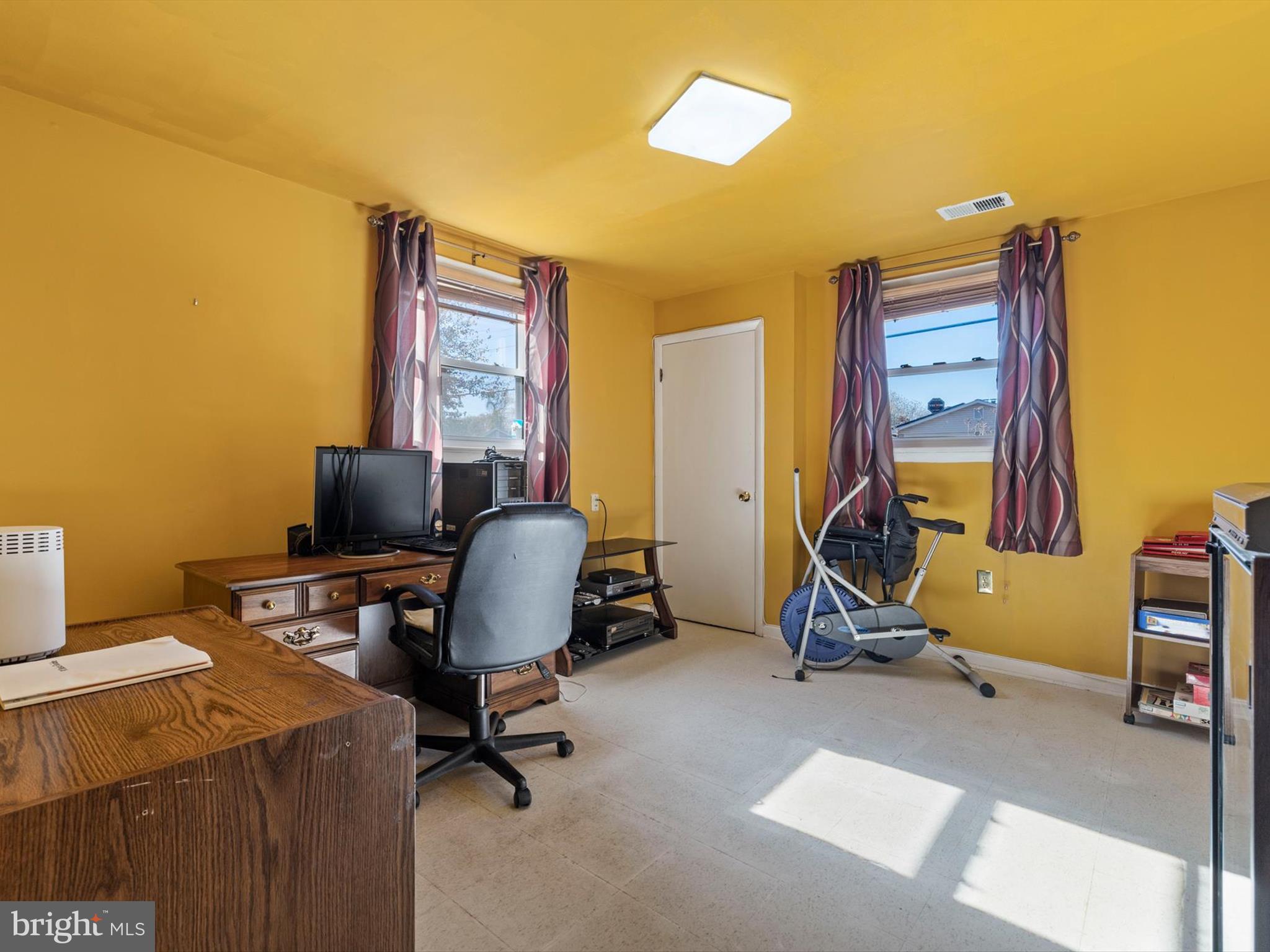 INDIAN QUEEN - Residential