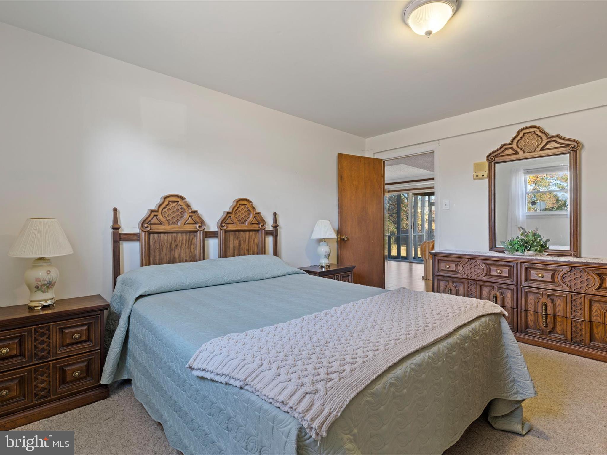 INDIAN QUEEN - Residential