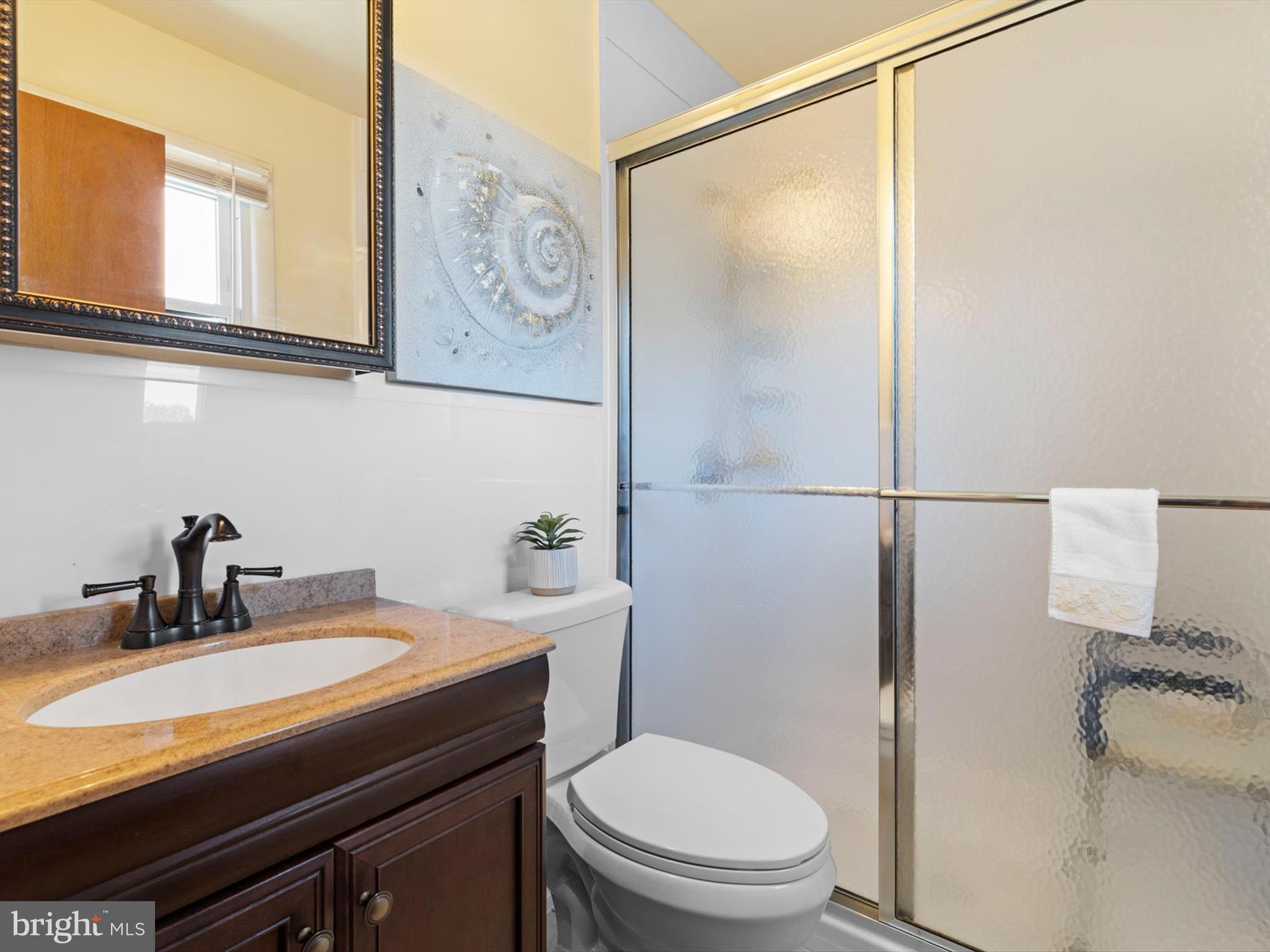 INDIAN QUEEN - Residential