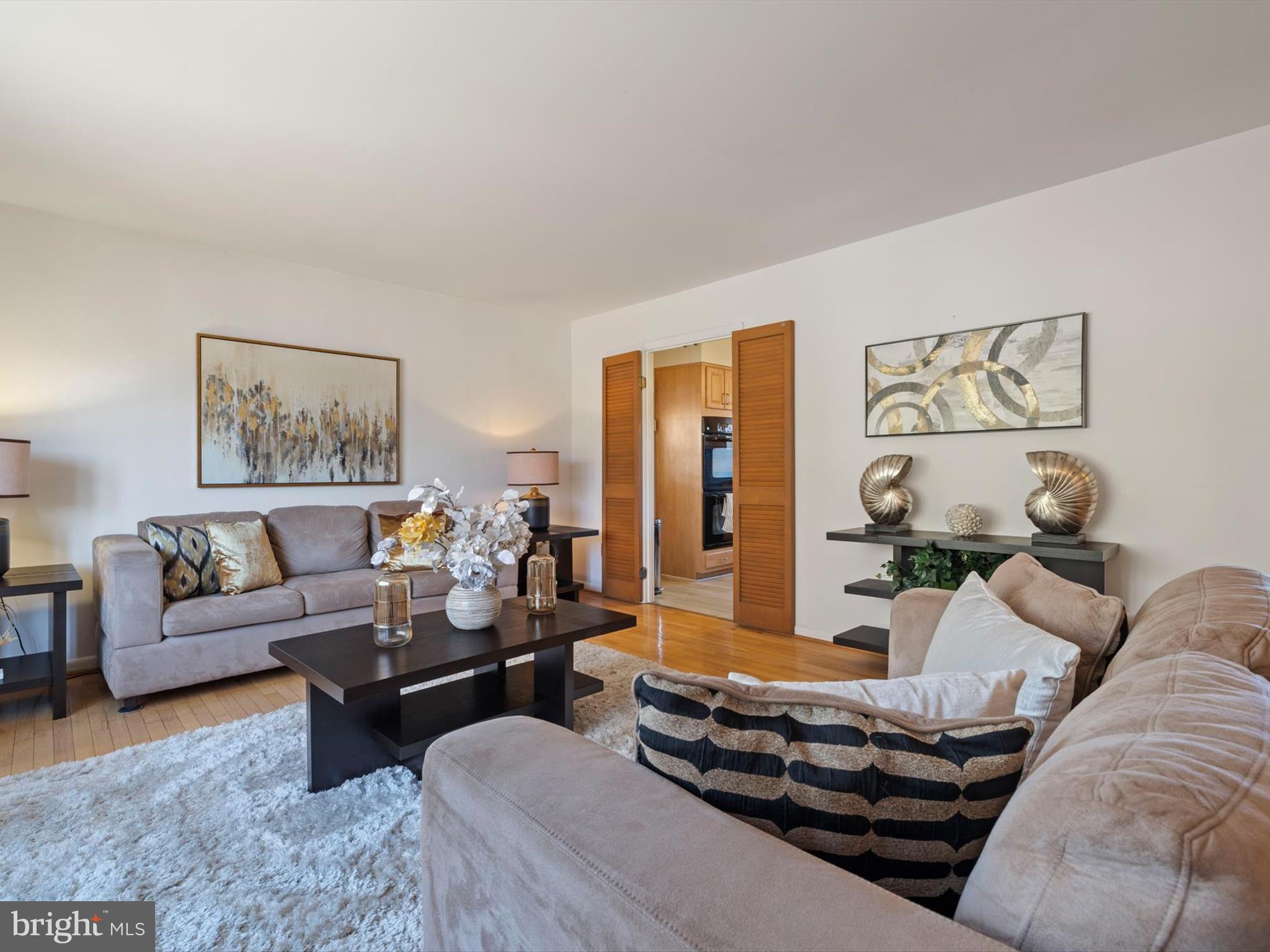 INDIAN QUEEN - Residential