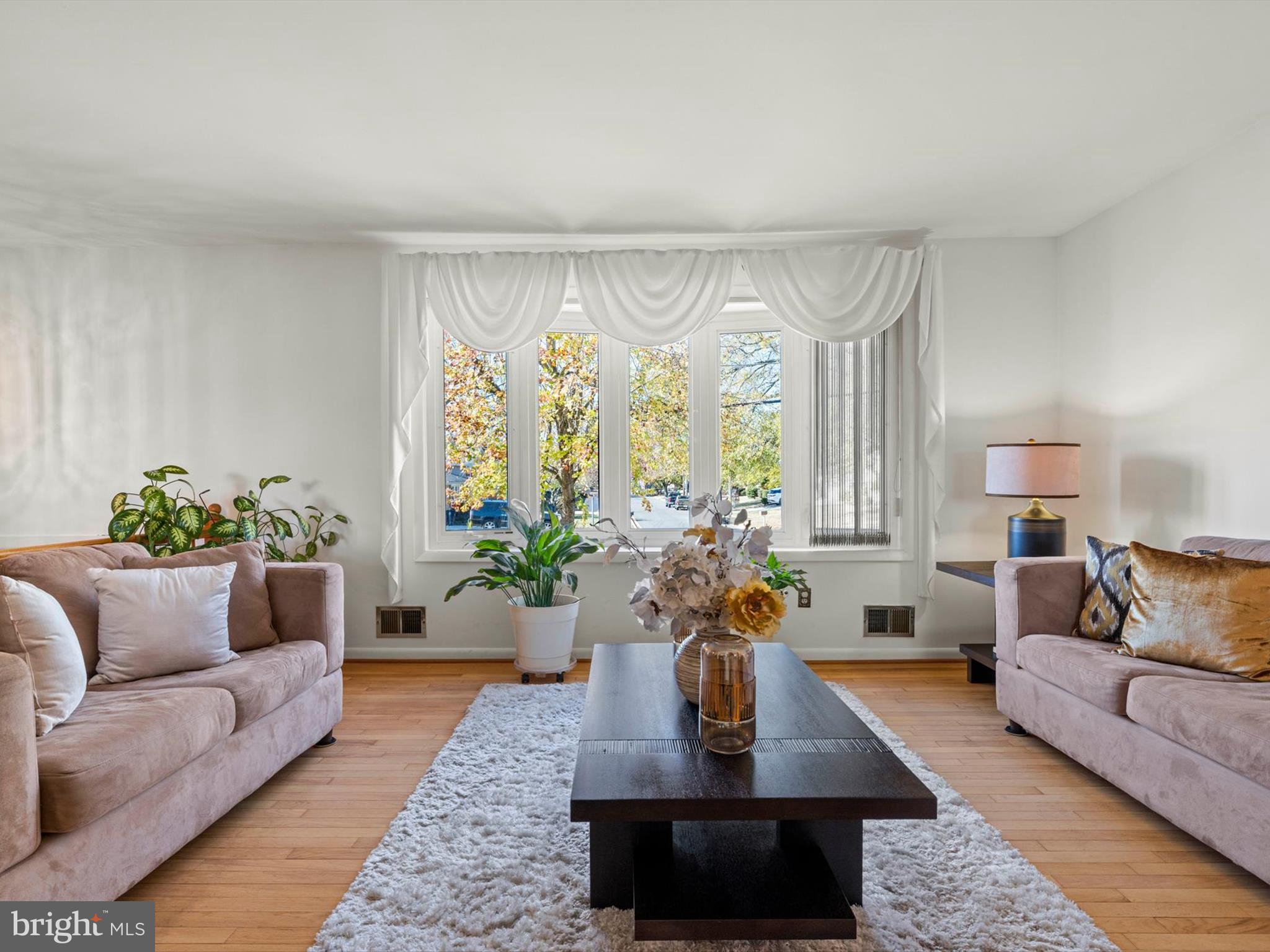 INDIAN QUEEN - Residential