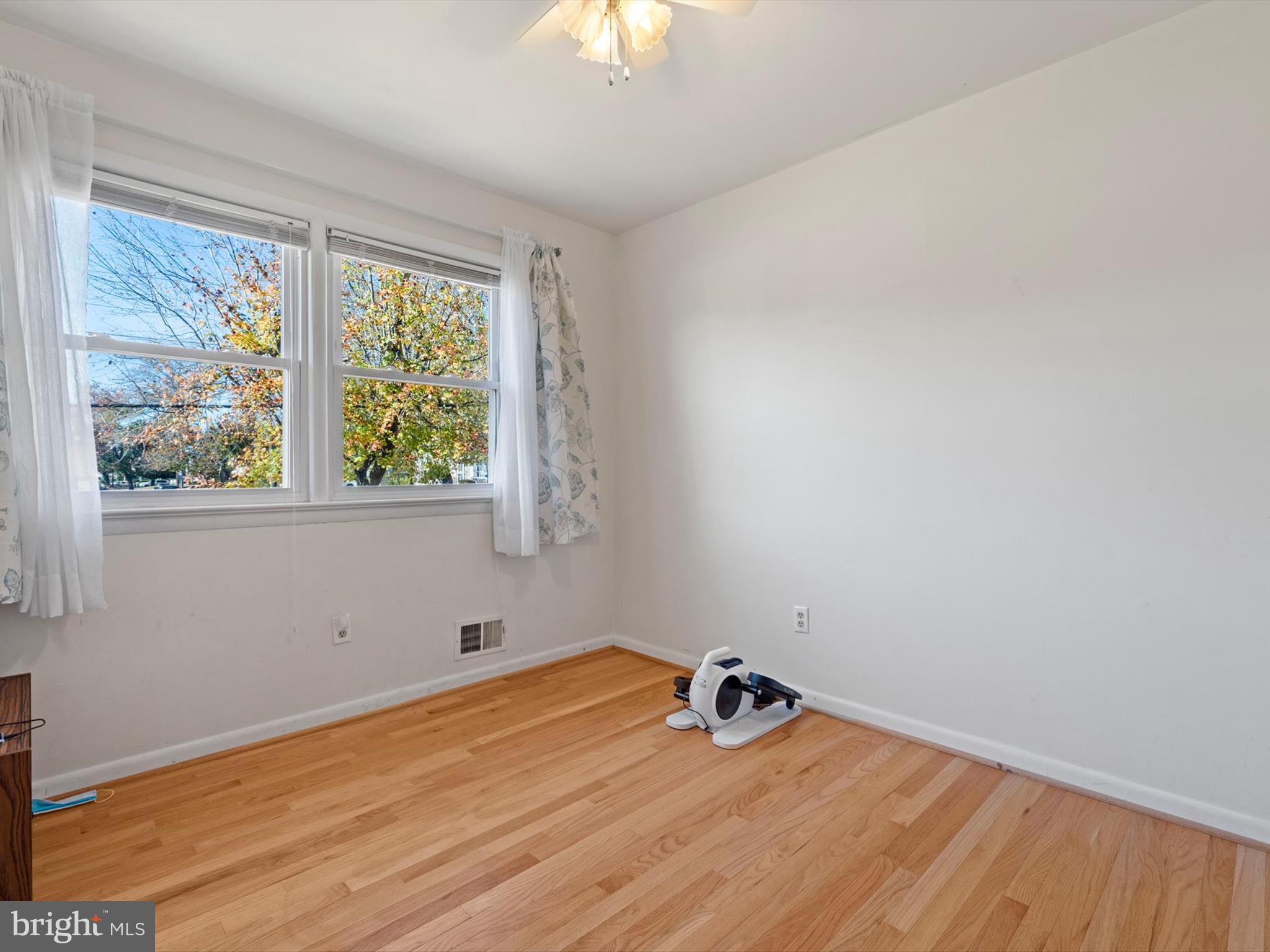 INDIAN QUEEN - Residential