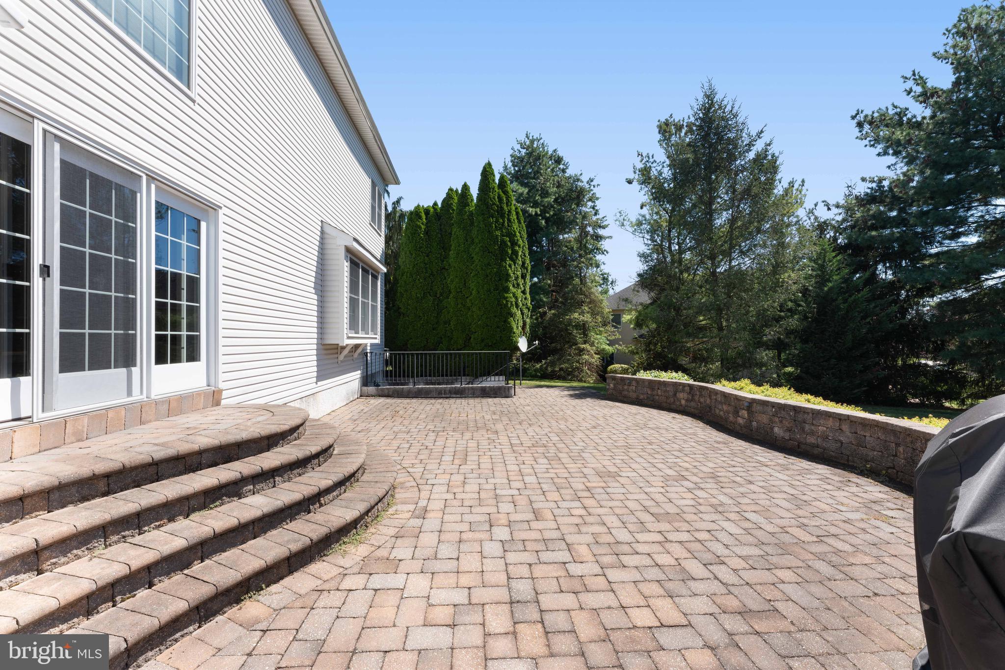 NORTHAMPTON HUNT - Residential