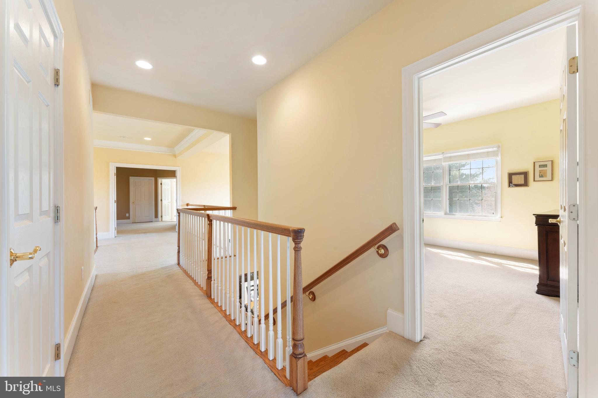 NORTHAMPTON HUNT - Residential