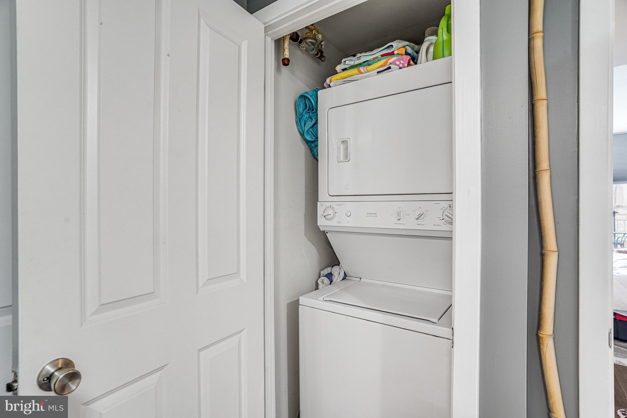 ELAN AT EAST MARKET - Residential