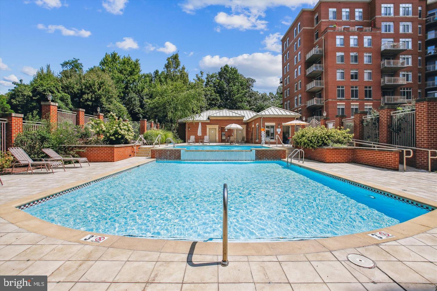 ELAN AT EAST MARKET - Residential