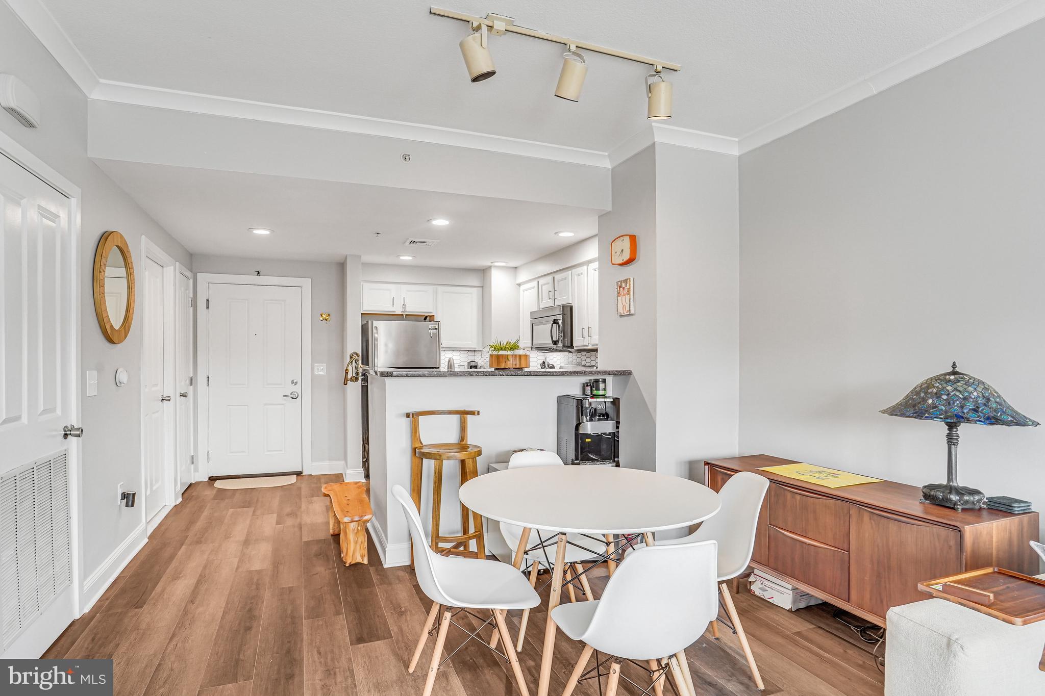 ELAN AT EAST MARKET - Residential