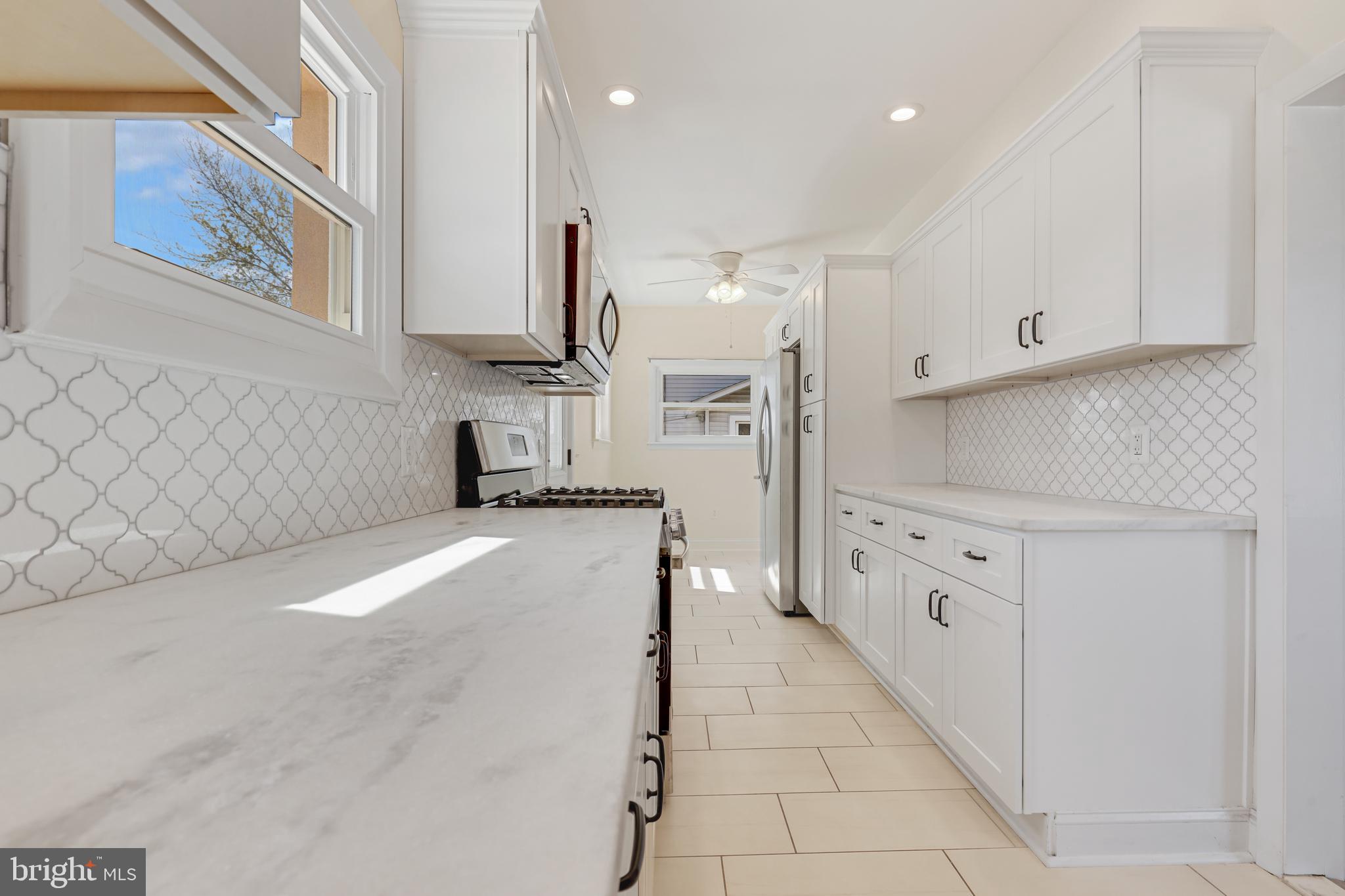 FAIRLAWN - Residential