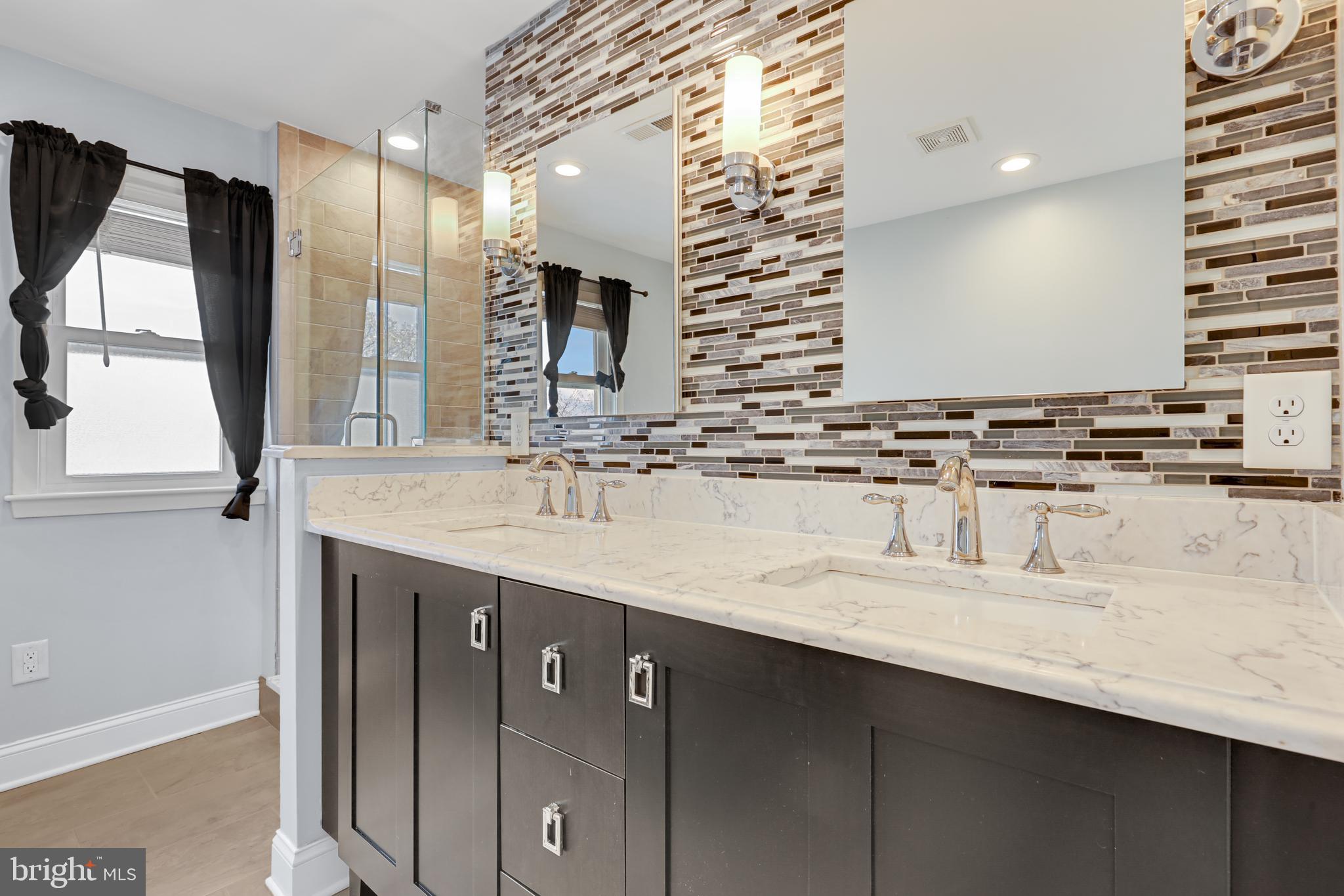 FAIRLAWN - Residential