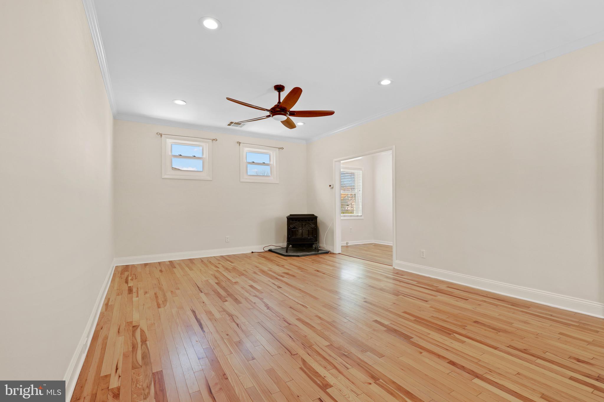 FAIRLAWN - Residential