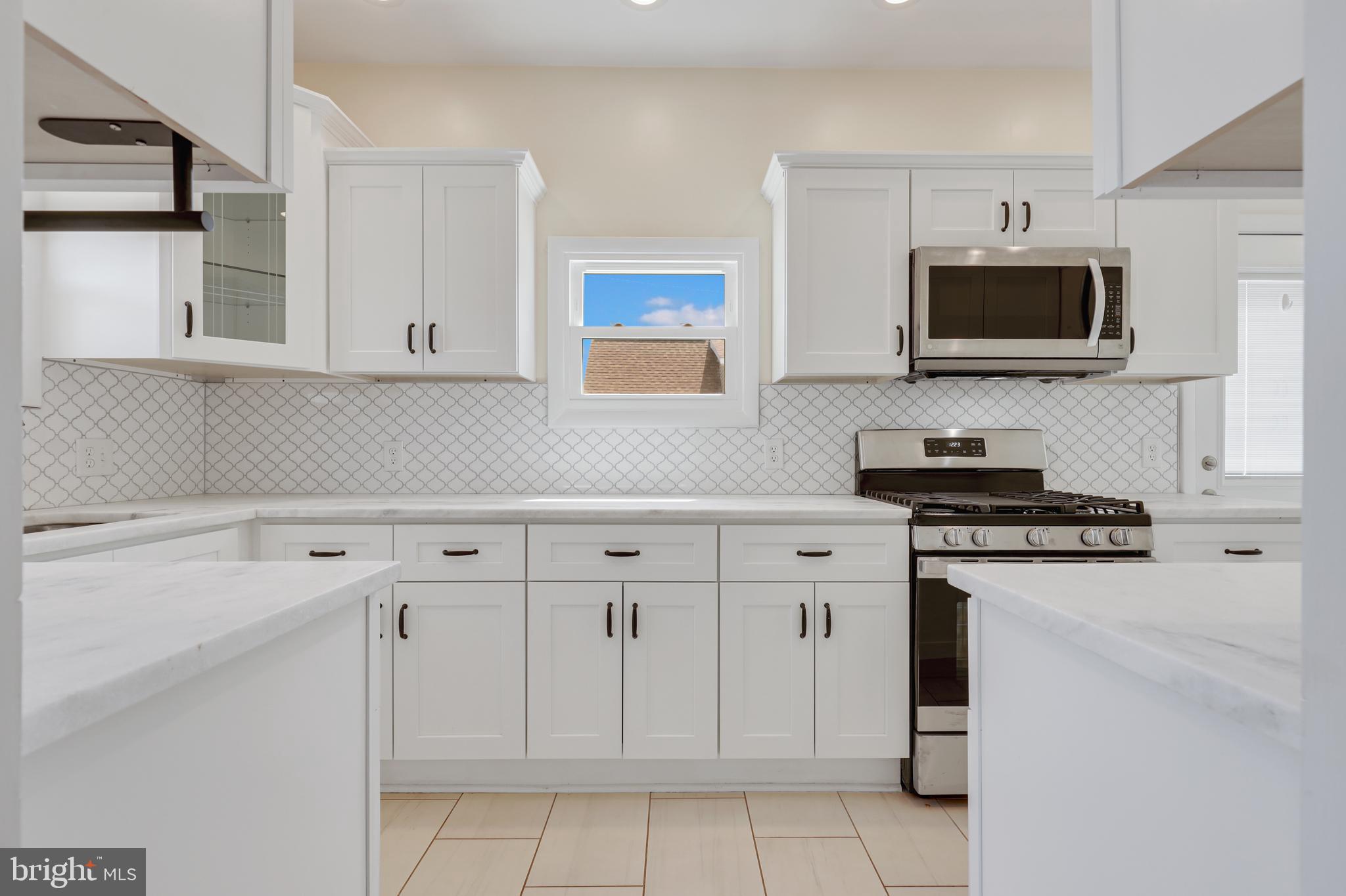 FAIRLAWN - Residential