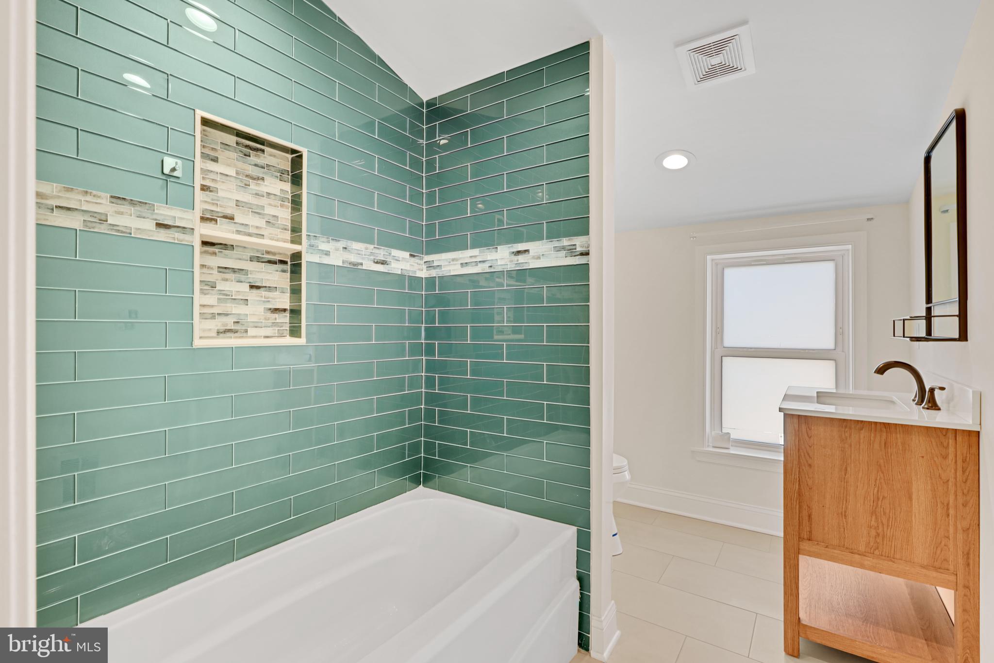 FAIRLAWN - Residential