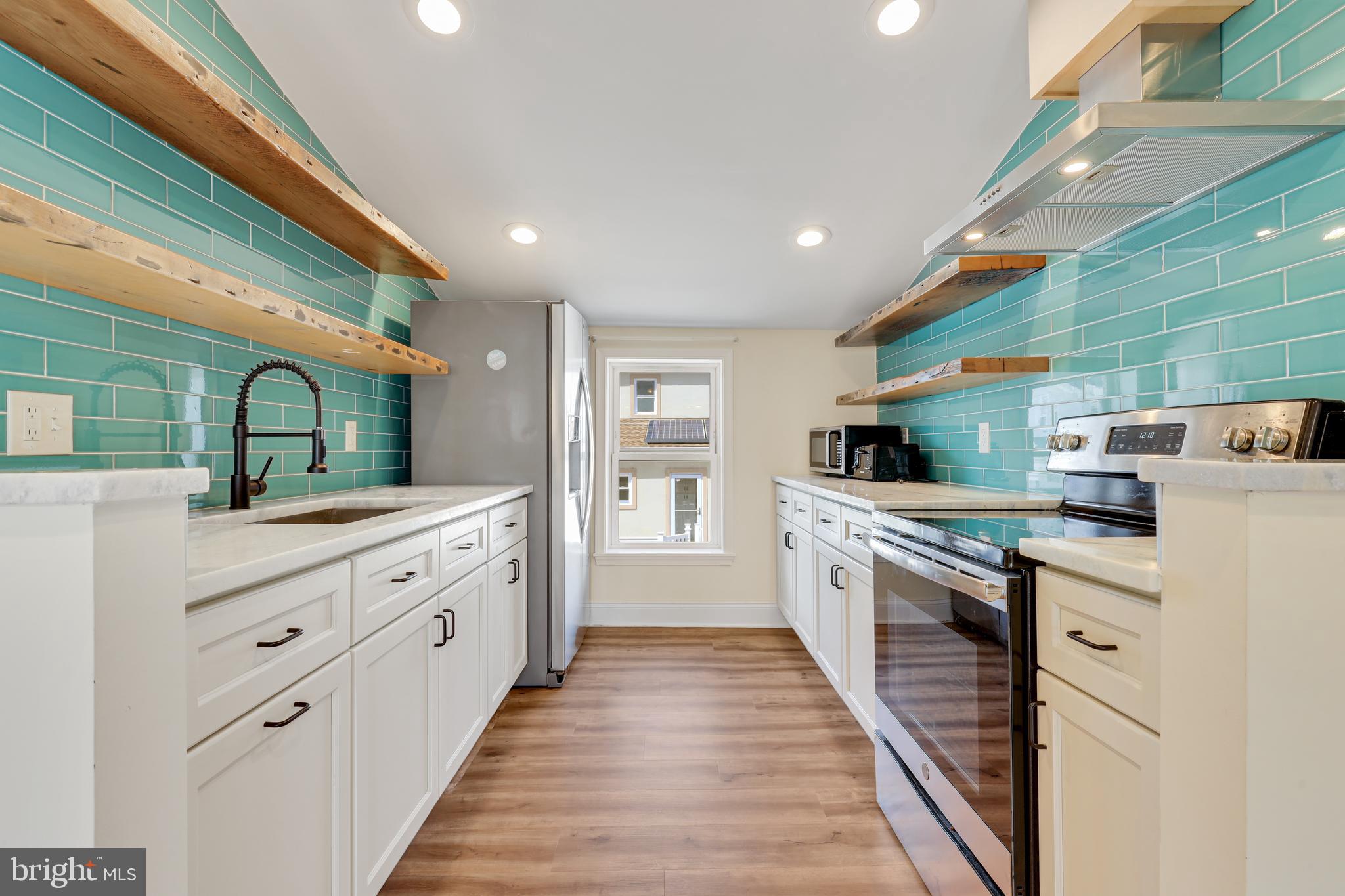 FAIRLAWN - Residential