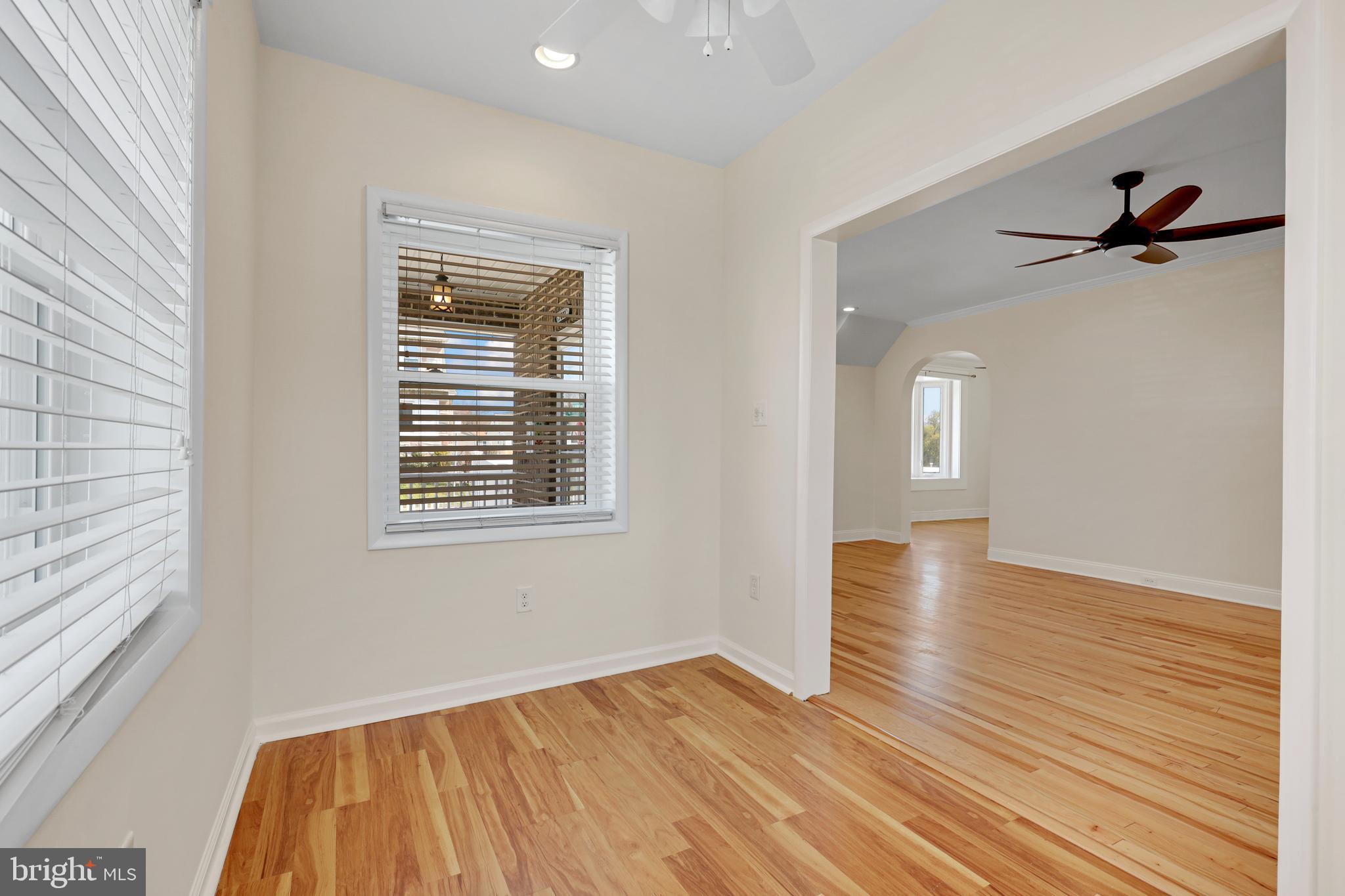 FAIRLAWN - Residential