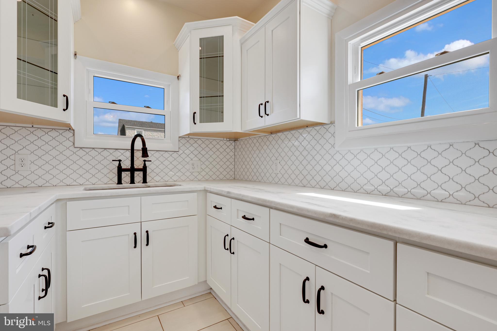 FAIRLAWN - Residential