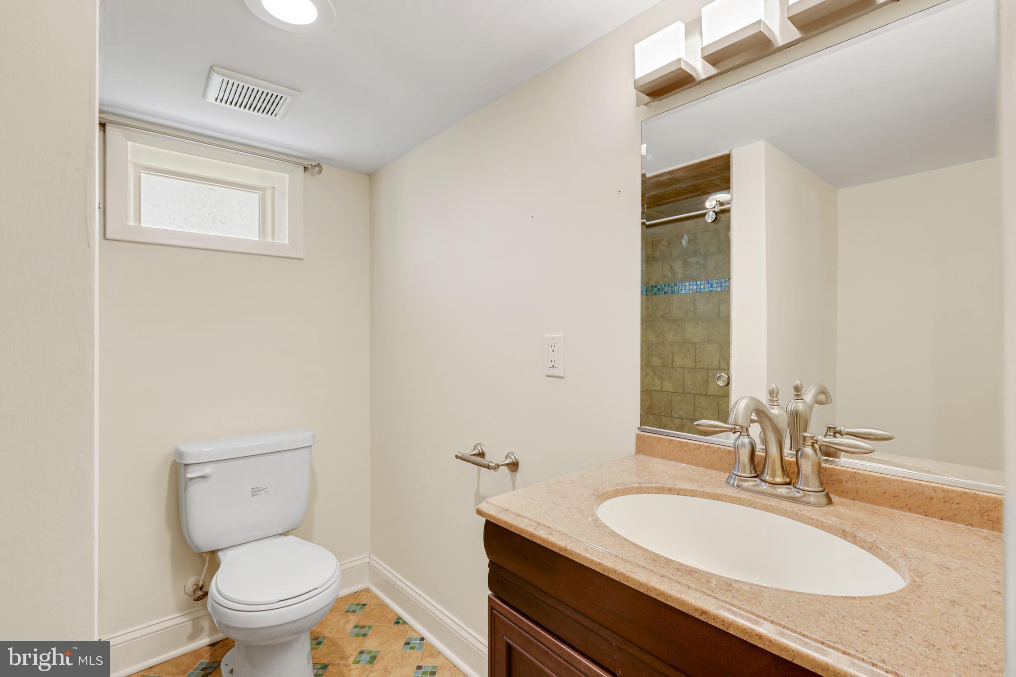 FAIRLAWN - Residential