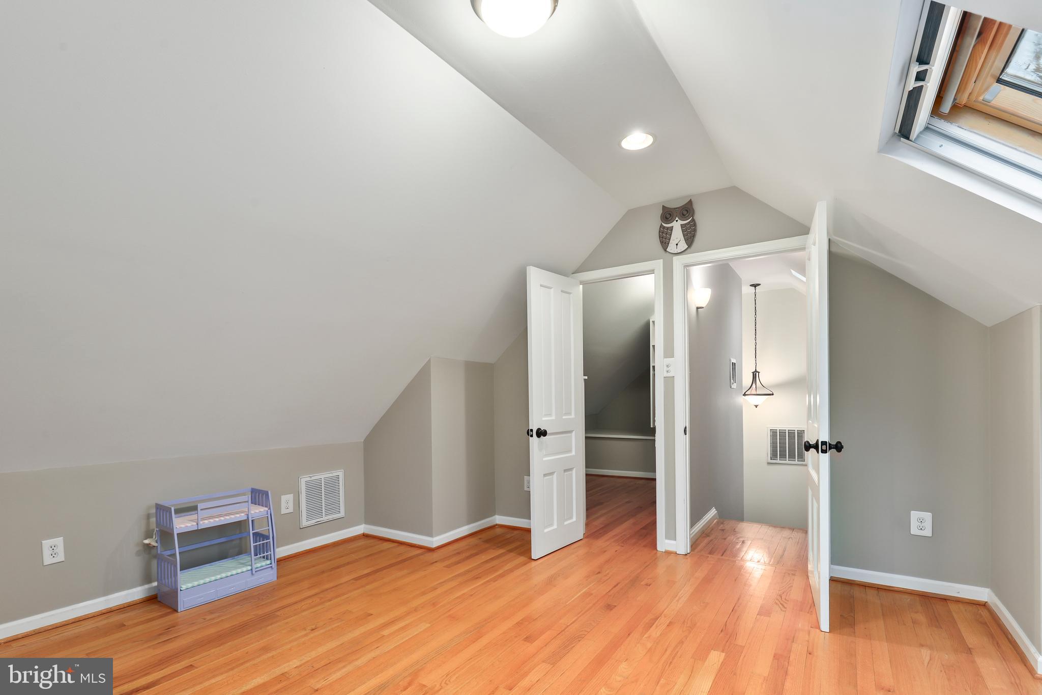 DEL RAY - Residential