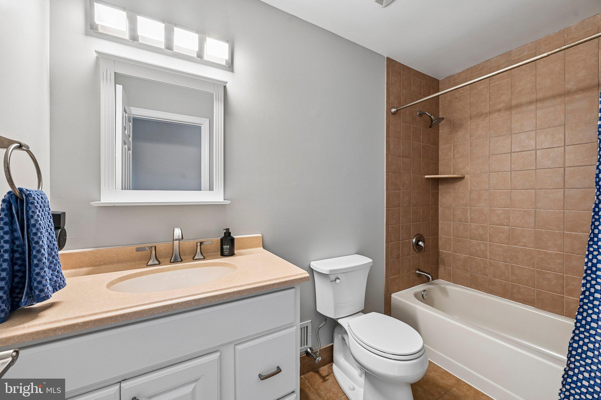 AMYCLAE ESTATES - Residential