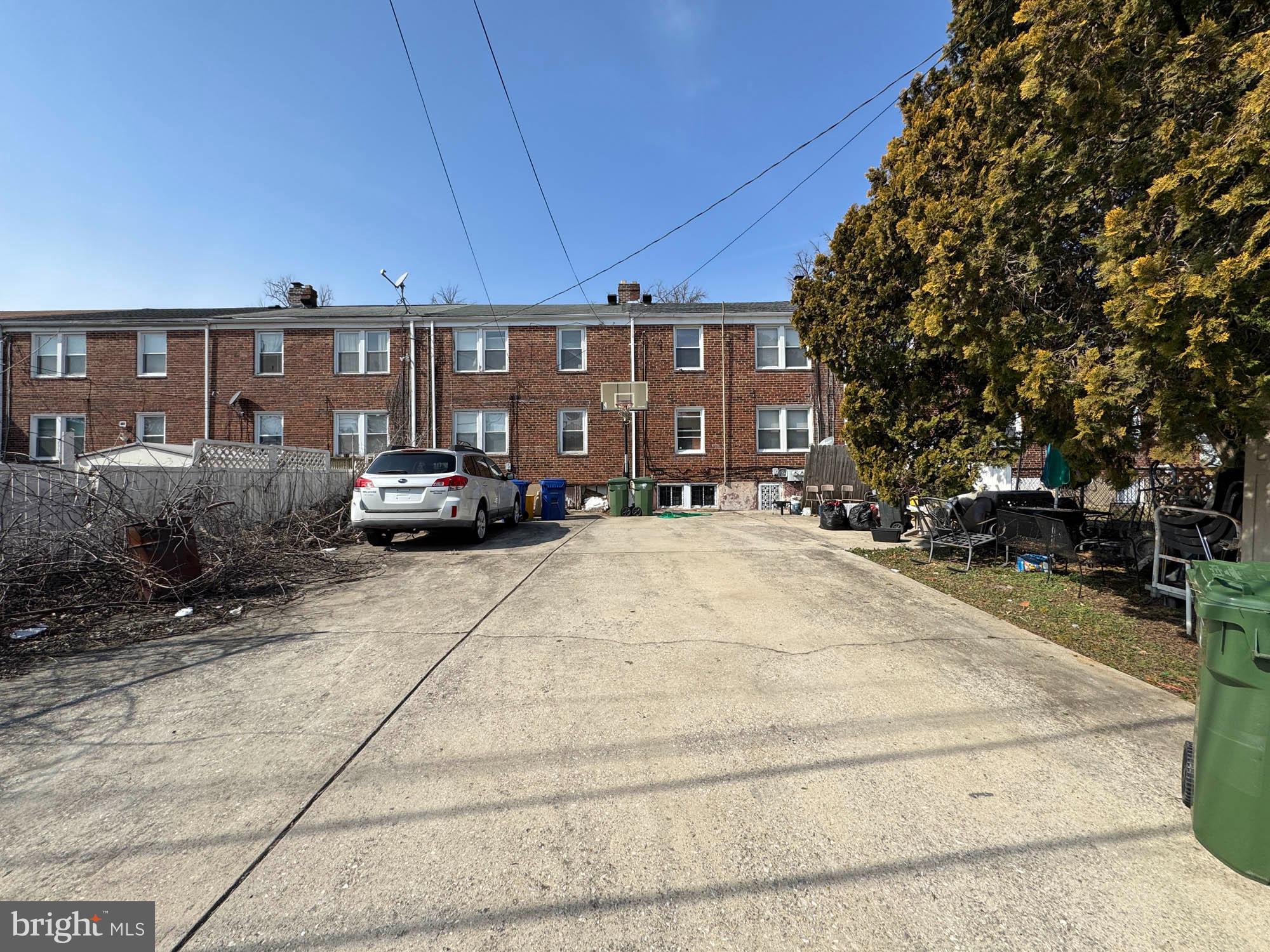 EAST ARLINGTON - Residential Income