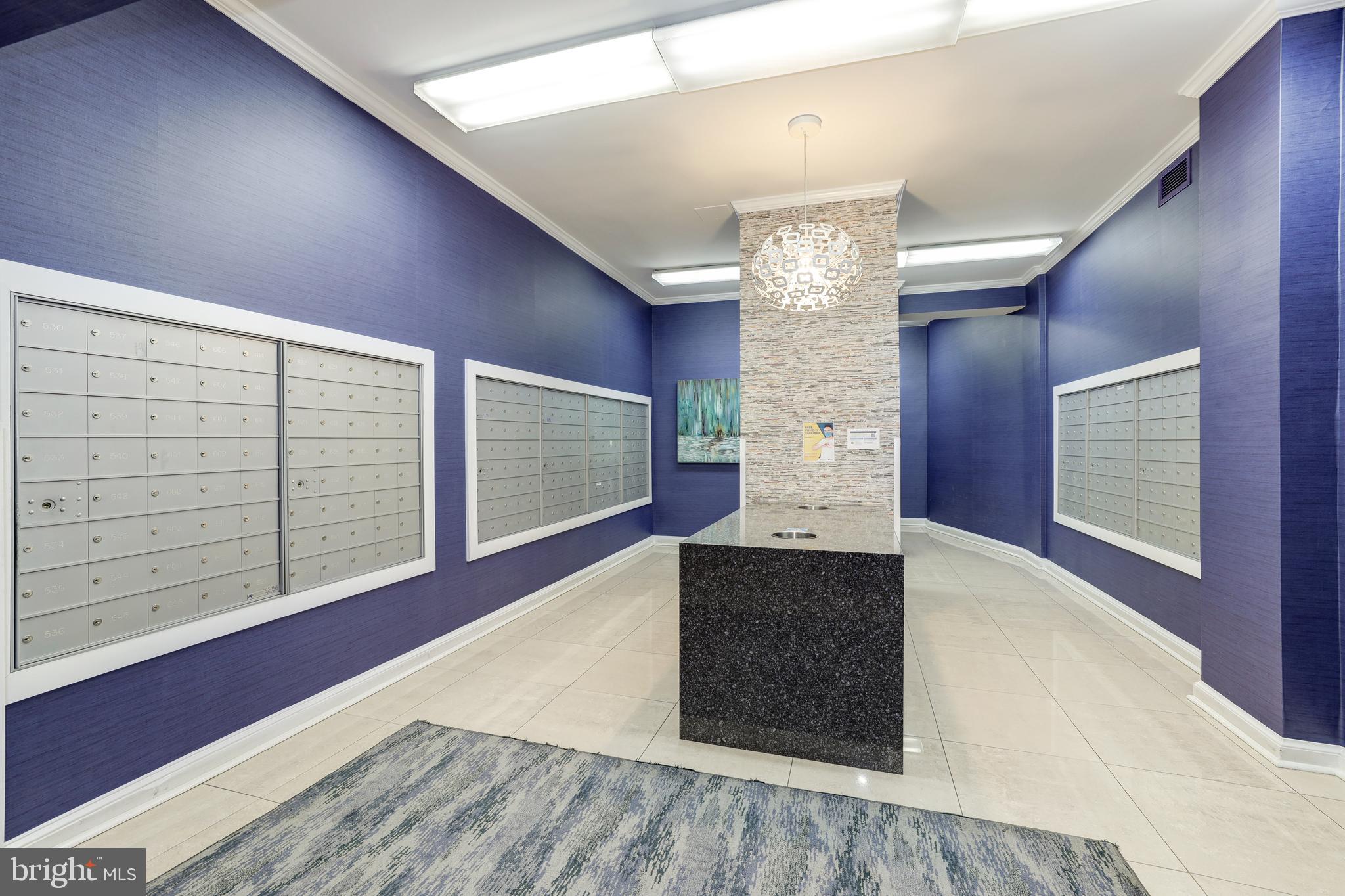 1011 ARLINGTON BOULEVARD 711