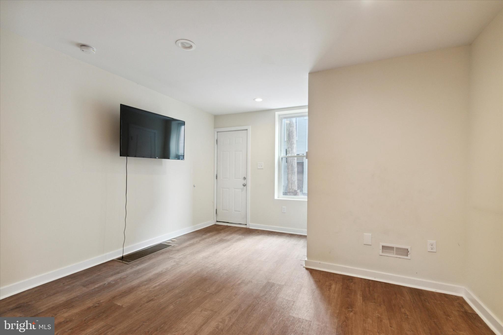 TEMPLE UNIVERSITY - Residential