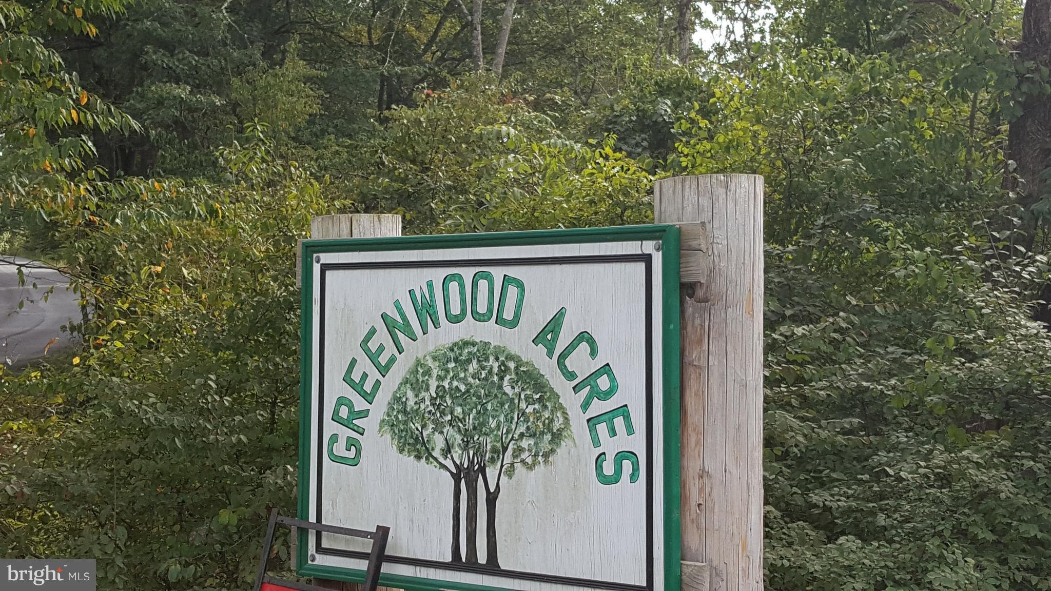 GREENWOOD ACRES - Land