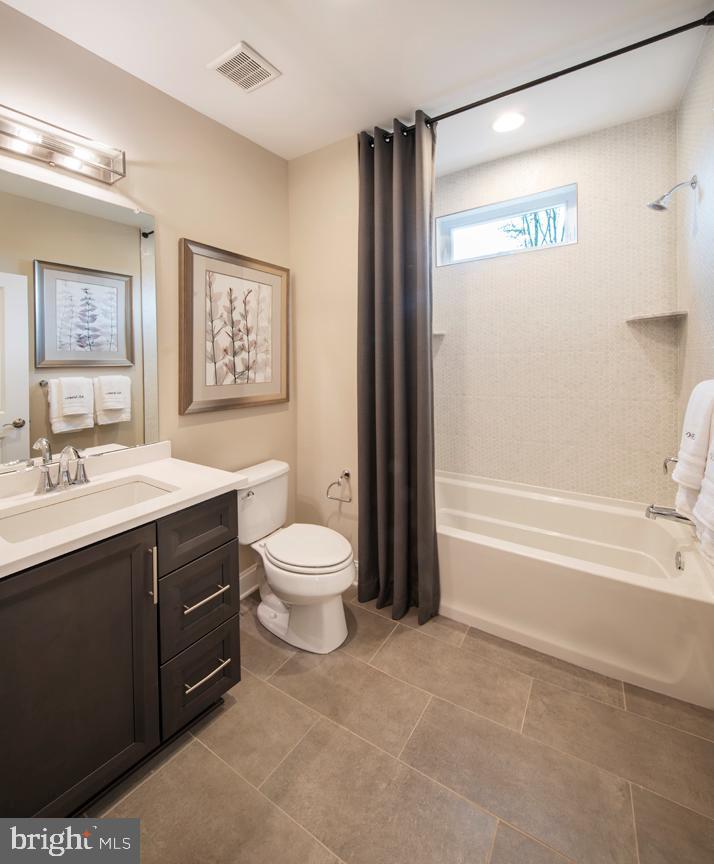 MAPLE RIDGE ESTATES - Residential