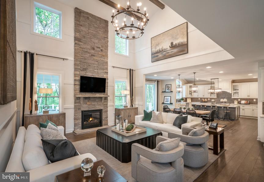 MAPLE RIDGE ESTATES - Residential